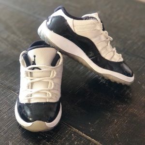 Jordan 11 concord lows. Infant size
